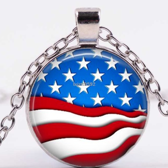Necklace- NEW- USA American Flag - Picture 1 of 1